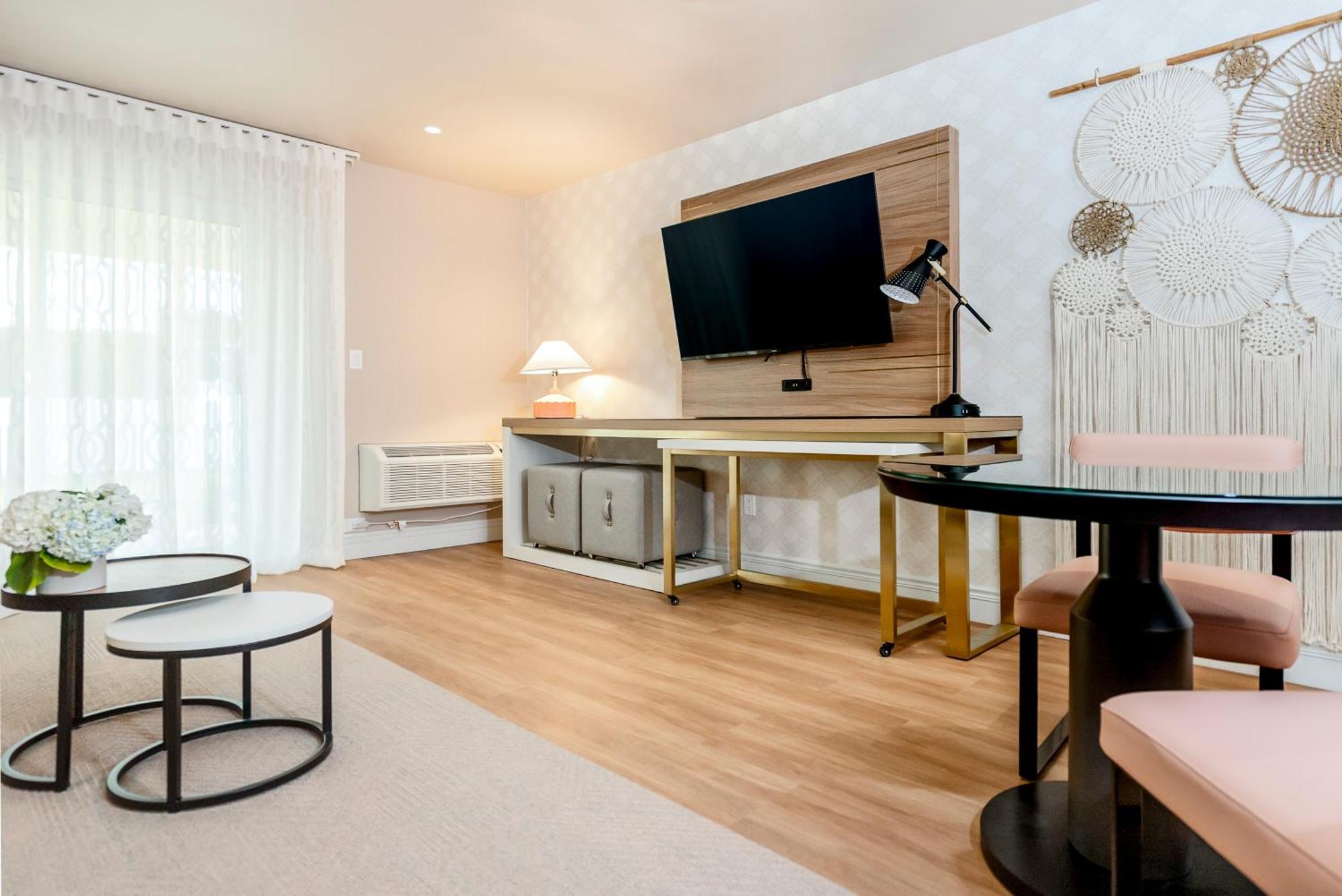 The Bentley Hotel Southampton, Part Of Jdv By Hyatt Екстериор снимка