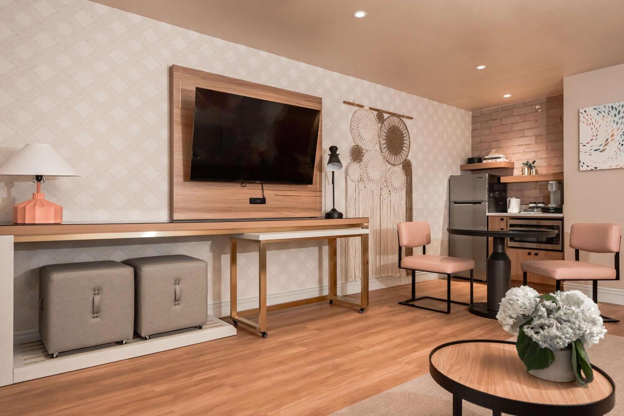 The Bentley Hotel Southampton, Part Of Jdv By Hyatt Екстериор снимка